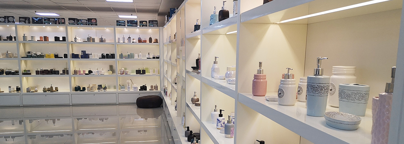 Showroom No4
